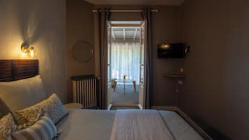 Comfort-Doppelzimmer, Gartenblick | Hochwertige Bettwaren, Select-Comfort-Betten, individuell dekoriert