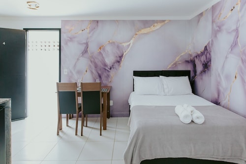 Cozy and well-located studio | Airport