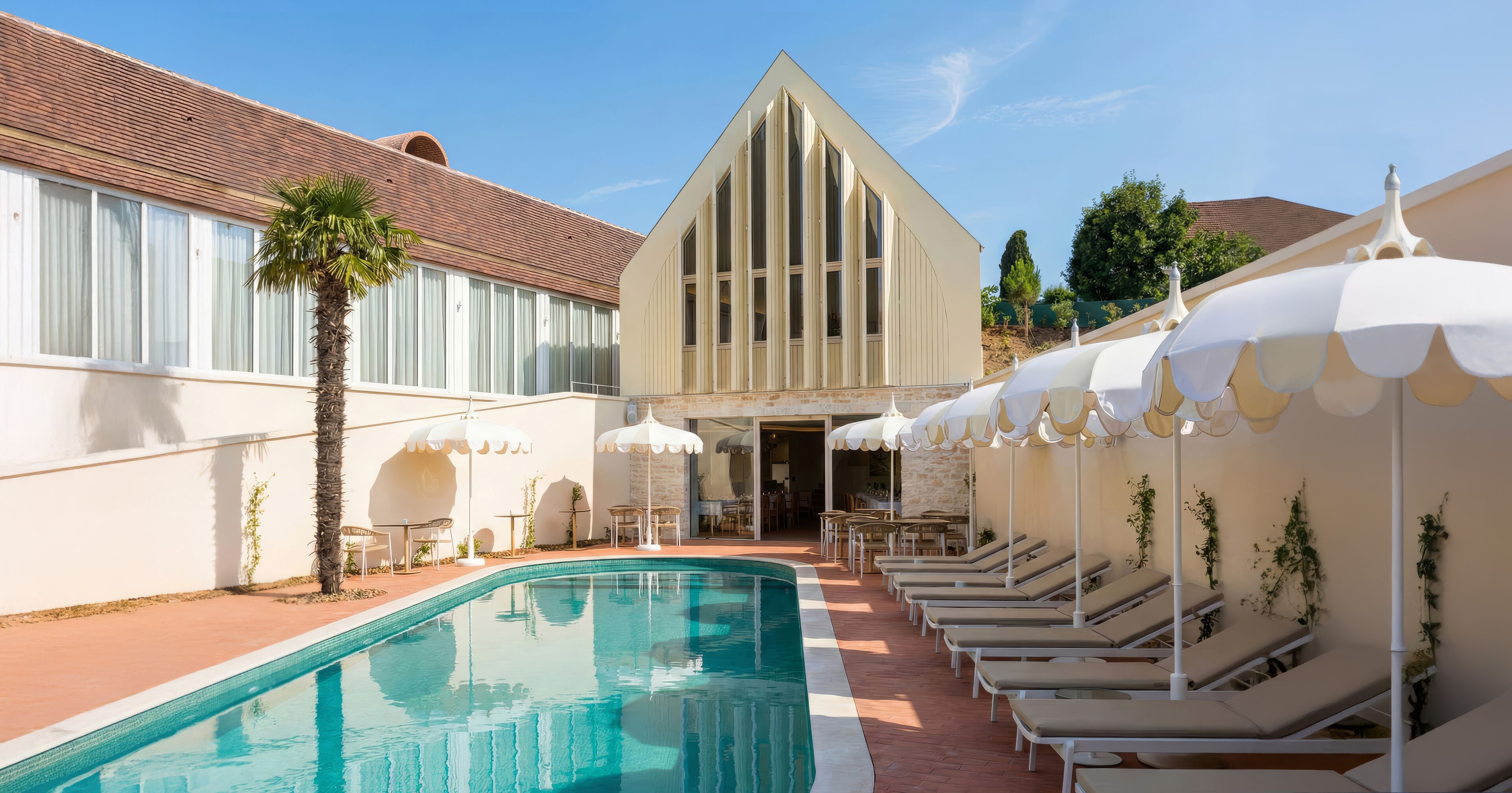 Seasonal outdoor pool
