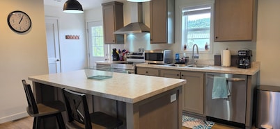 Beautiful 3-bedroom home in rural Mossyrock. Close to recreational activities.