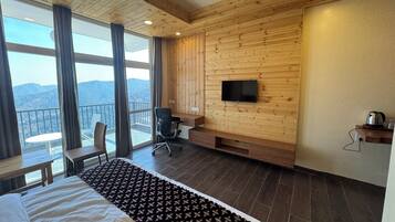 Desk, laptop workspace, free WiFi