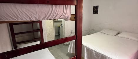 1 habitación, wifi gratis y ropa de cama