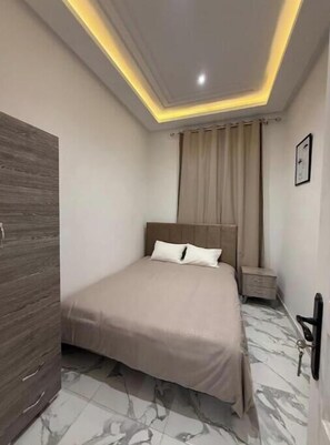 Room - Vrbo Property (Tunis Governorate)