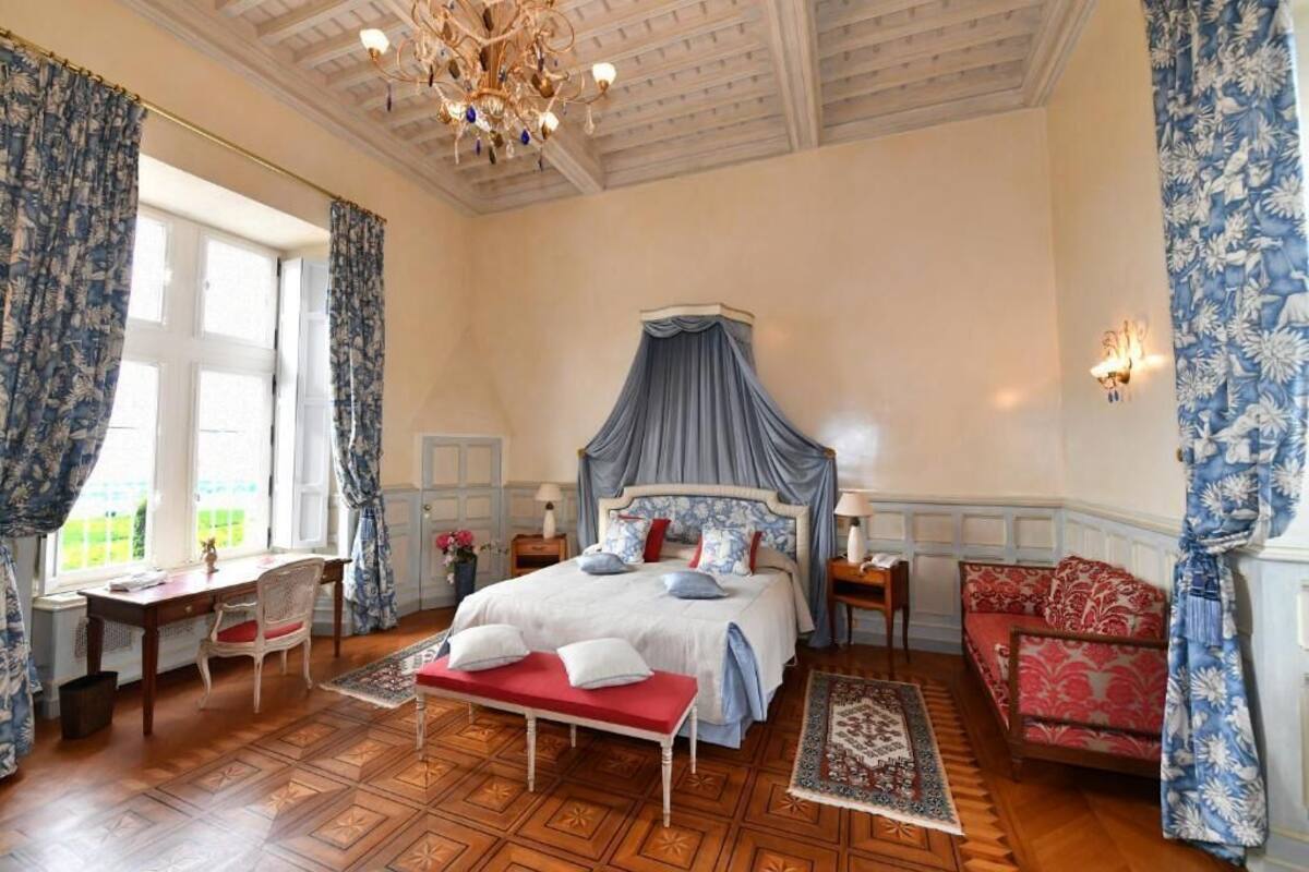 Deluxe Double Room, Private Bathroom | Free WiFi