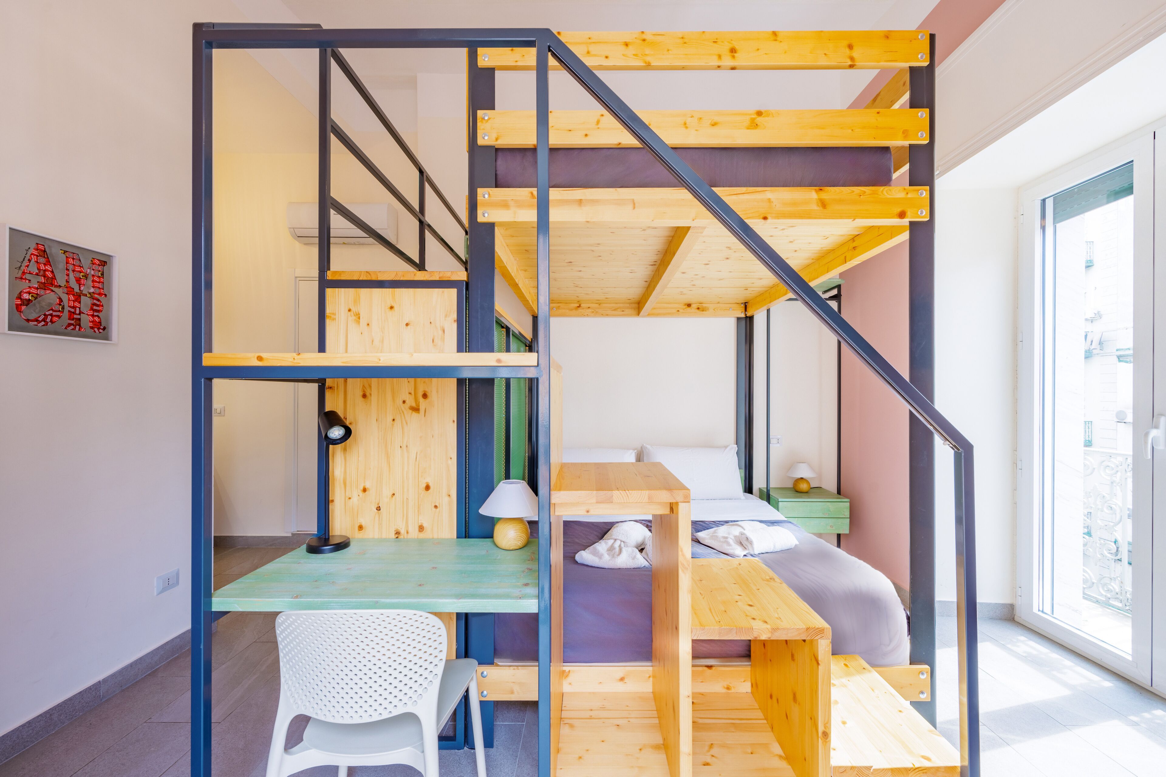 Appartement (2 Bedrooms) | 2 chambres, fer et planche à repasser, literie fournie