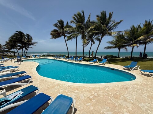 2-bedroom apartment in charming Cabarete with AC