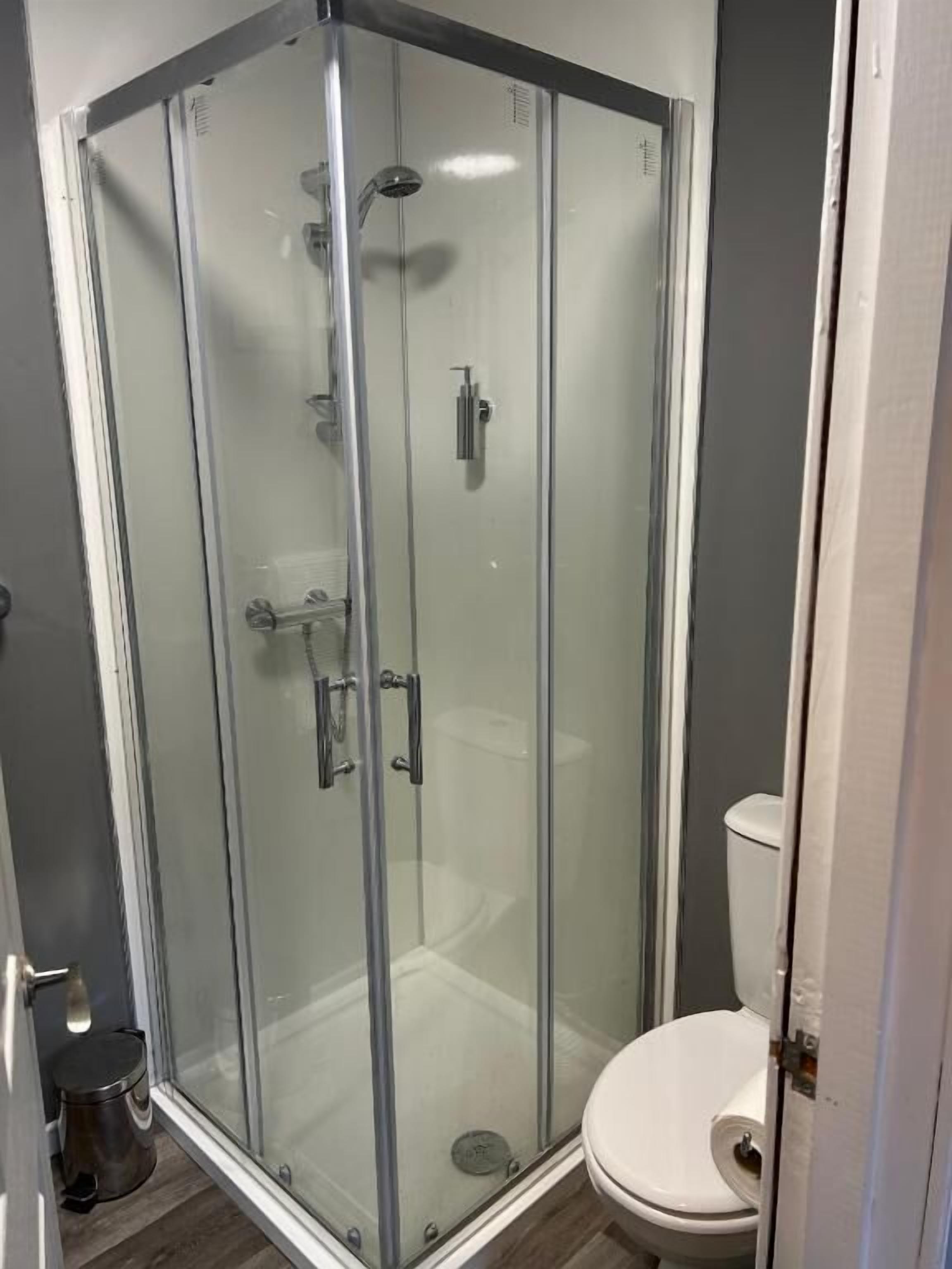 Chambre simple | Salle de bain