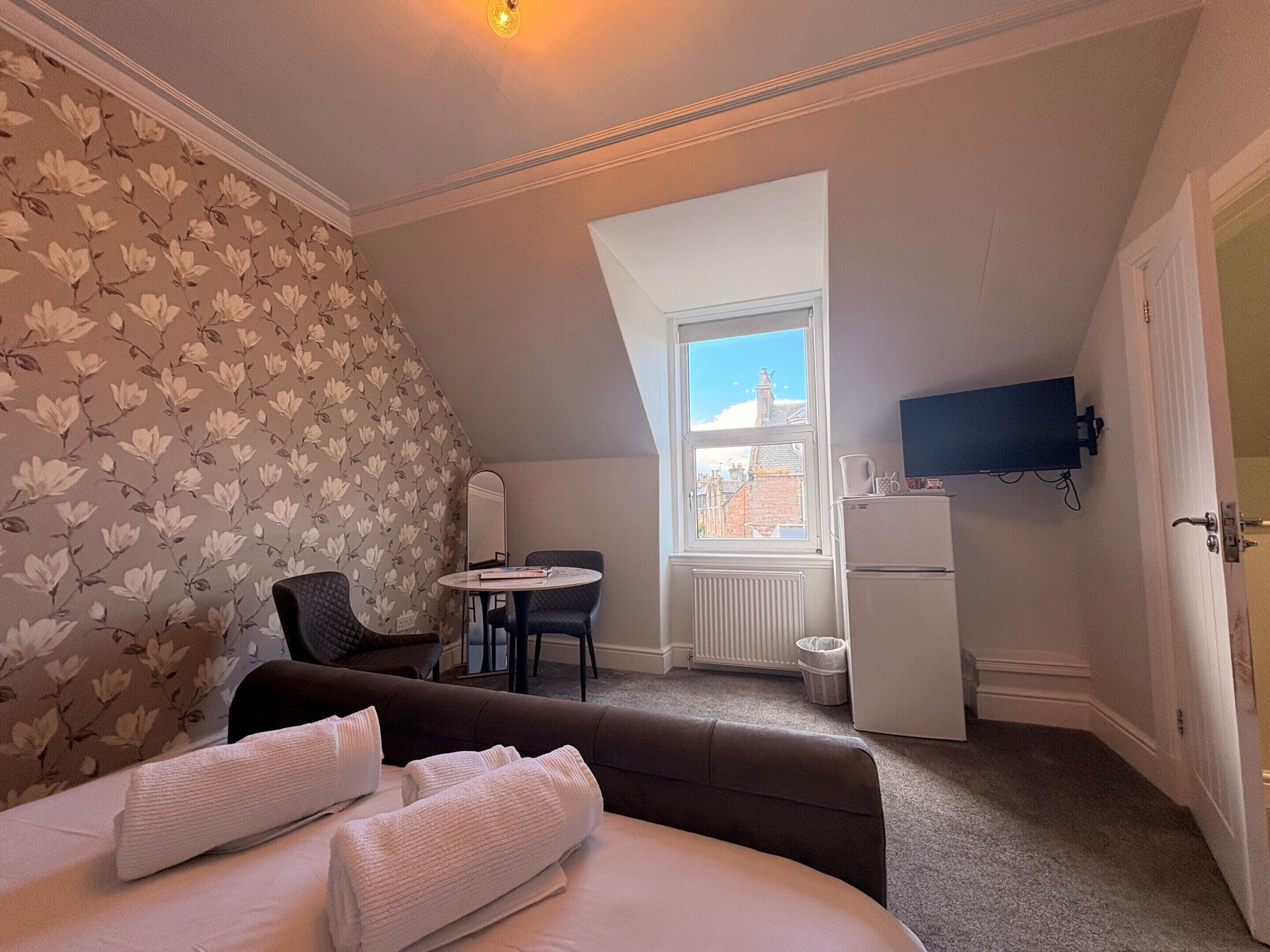 Double Room | Free WiFi
