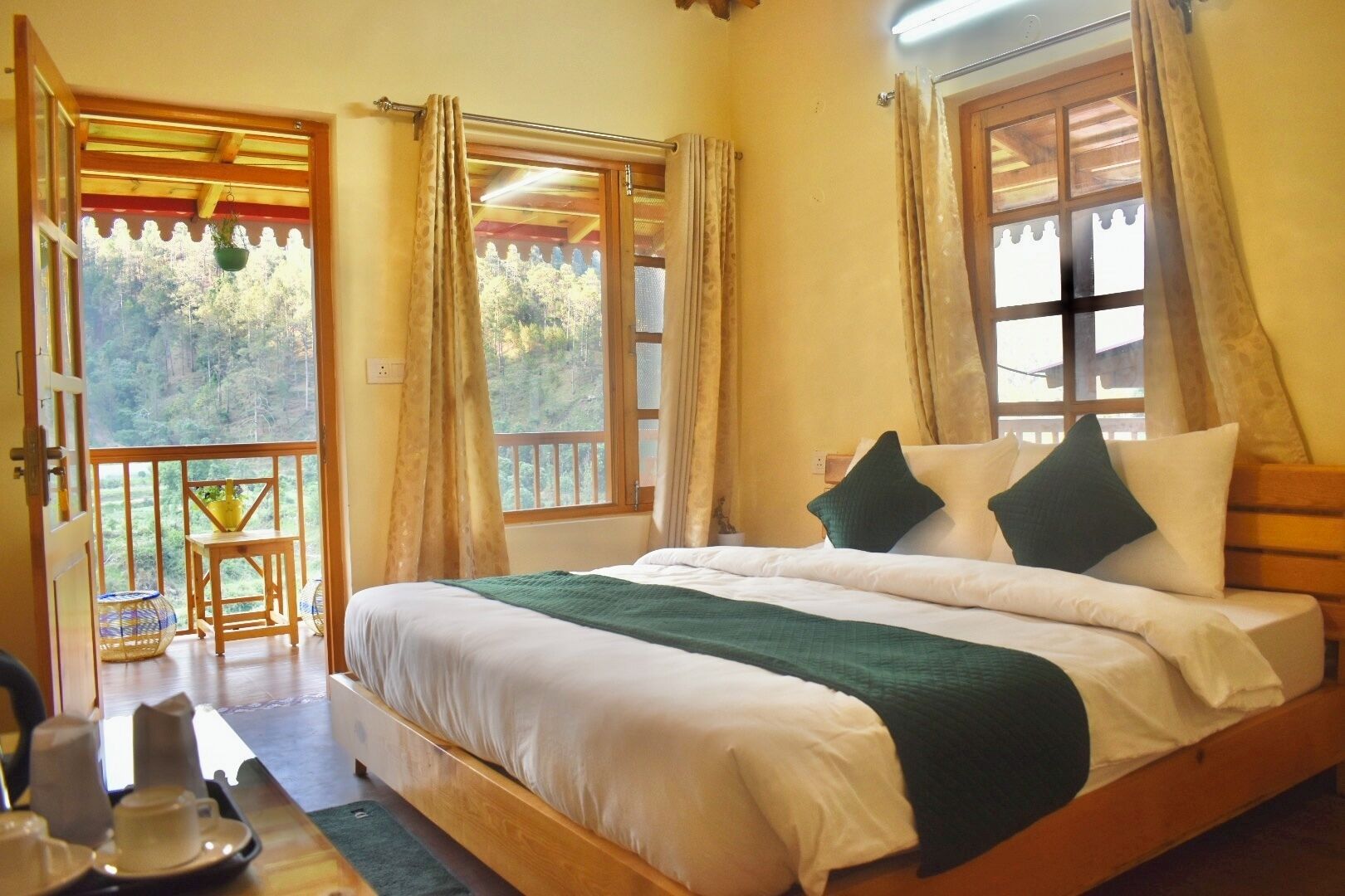 Luxury Double Room, Mountain View | Iron/ironing board, free WiFi