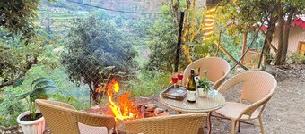 The Peach Hillside Kainchi Dham