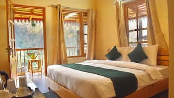 Luxury Double Room, Mountain View | Iron/ironing board, free WiFi