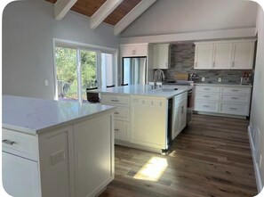 Coffee/tea maker, fridge, microwave, oven - Waterfront POOL with 4100 sqft home in the Country. Fish too! (Millville)