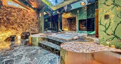 #1 Celebrity Mansion Estate Huge Dance Floor & Pool Pickleball Secret Speakeasy