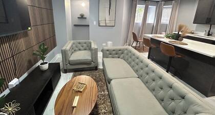 3-bedroom apartment in lovely Chicago with AC and comfort
