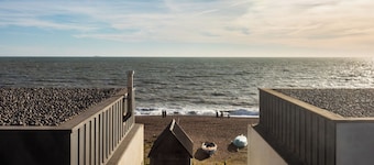 Stylish Townhouse with Panoramic Sea Views | Near Beach, Canal & High Street