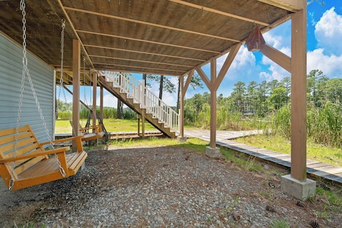 Tranquil Waters - Waterfront home with private dock
