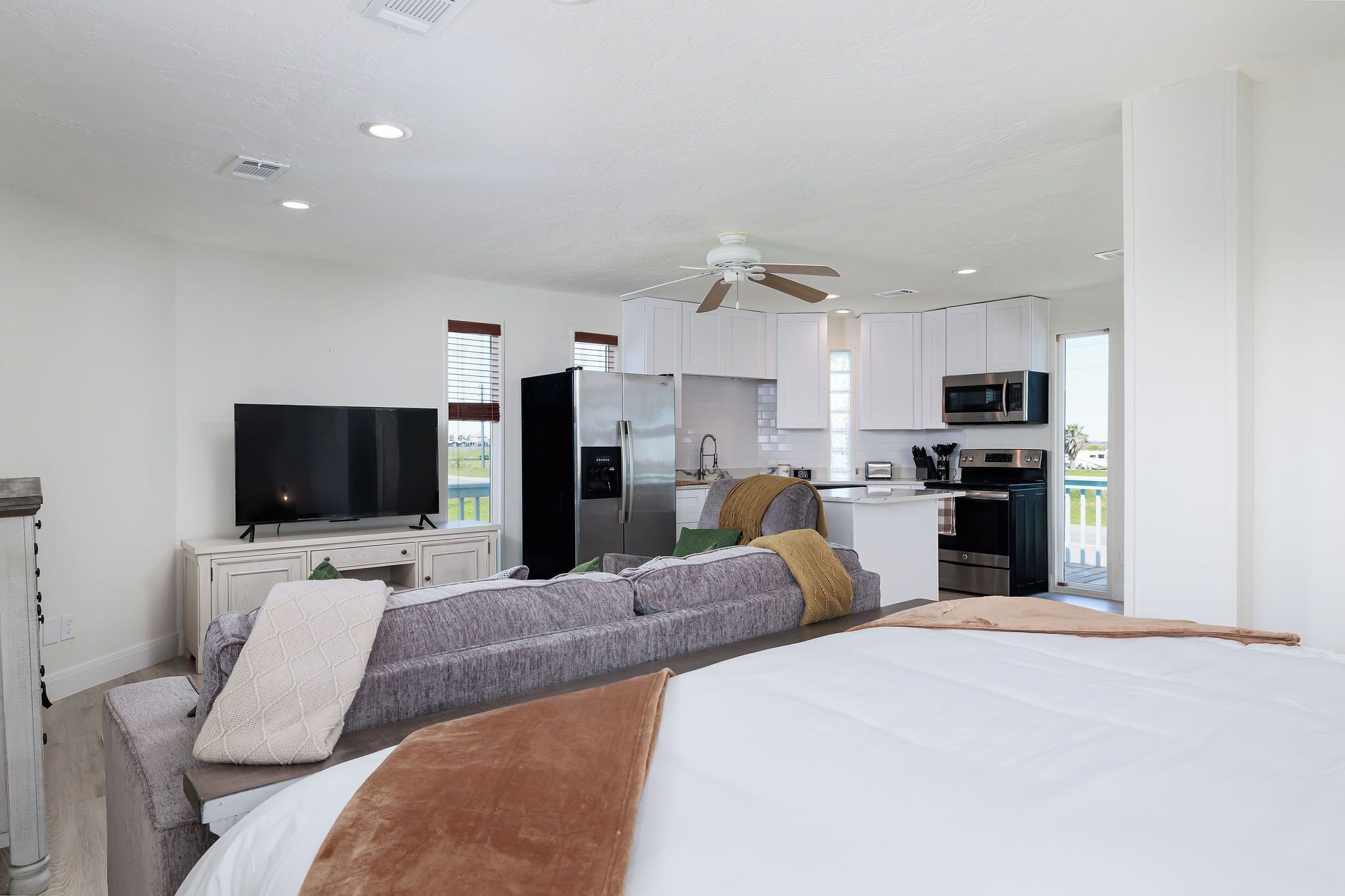 1 bedroom, WiFi, bed sheets
