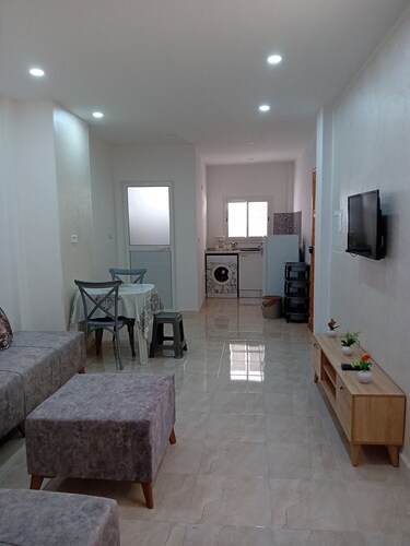 APPARTEMENT NEUF ET CONFORTABLE, CENTRE VILLE
