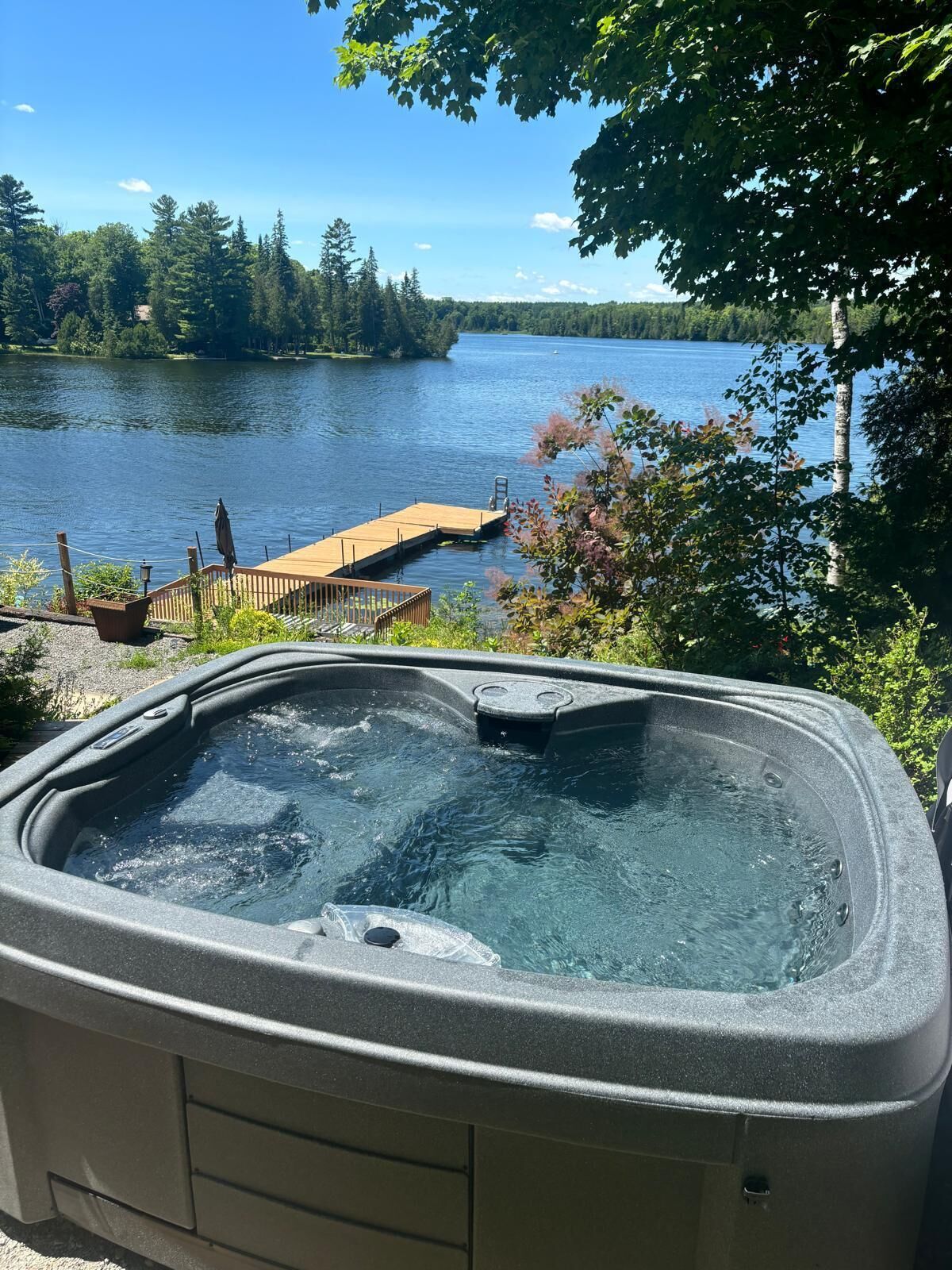 Bain à remous extérieur
