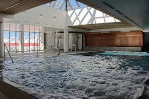 Pool - Résidence Les Balcons du Soleil 3P6S (Germ)