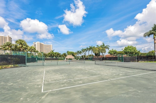 Cloud 19 at South Seas- Marco Island Penthouse Condo