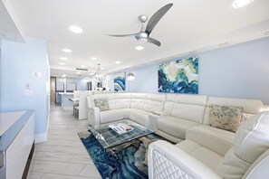 Smart TV - Cloud 19 at South Seas- Marco Island Penthouse Condo (Marco Island)