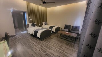 Desk, laptop workspace, free WiFi, wheelchair access