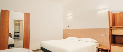 In-room safe, soundproofing, free WiFi