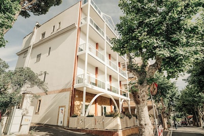 Hotel Mediterraneo