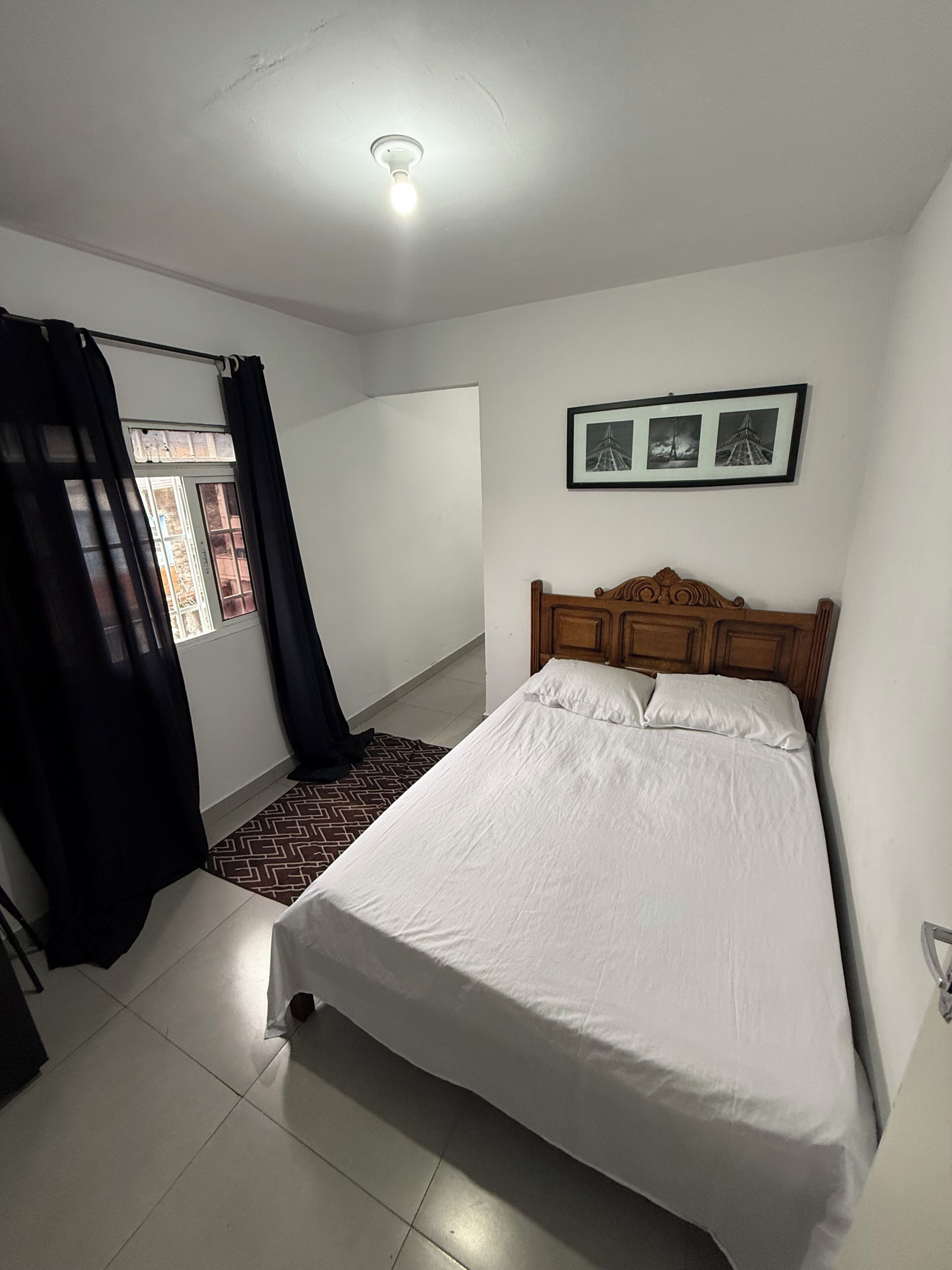 1 quarto, Wi-Fi de cortesia, roupa de cama