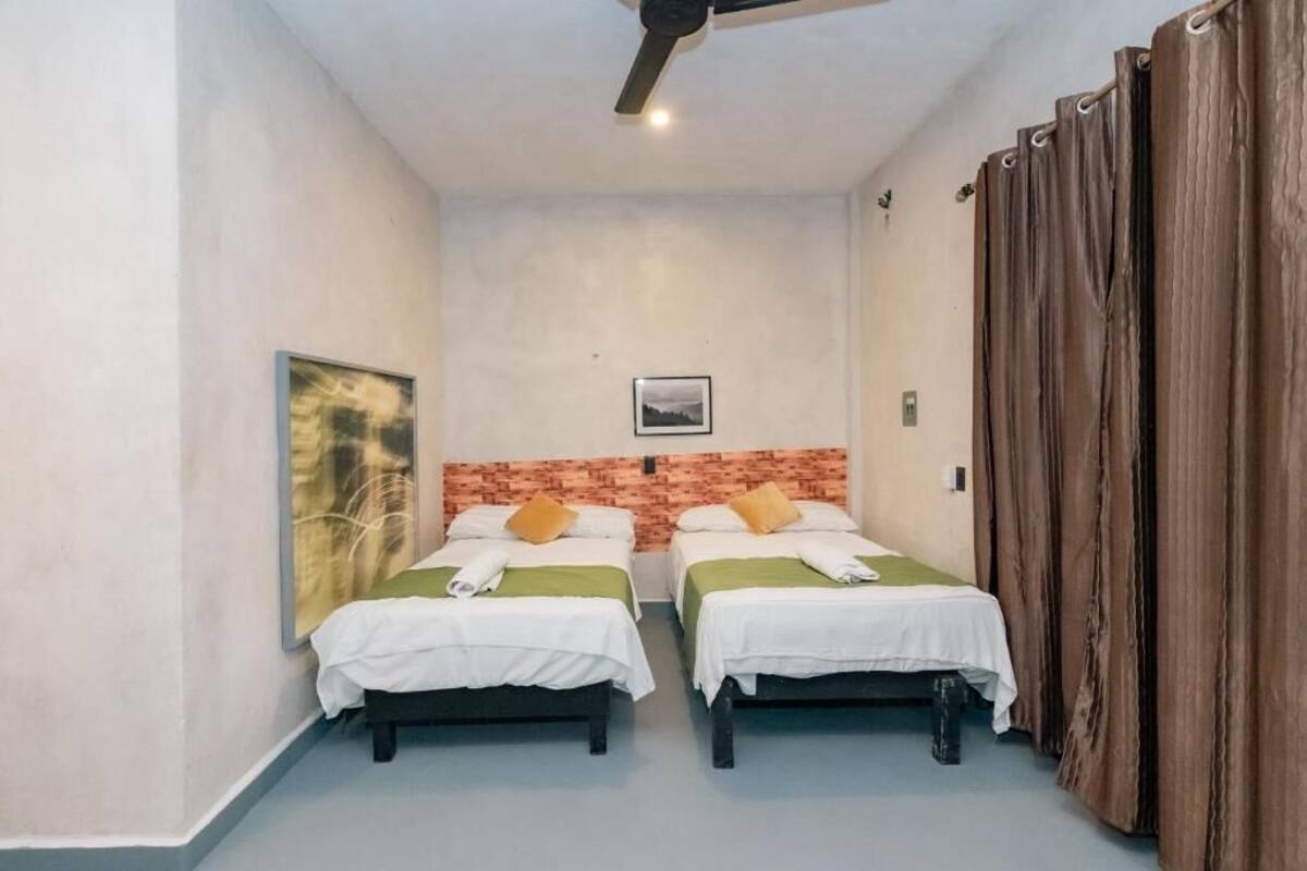 ห้องคลาสสิก, วิวสวนหย่อม | โต๊ะทำงาน, เตารีด/โต๊ะรีดผ้า, Wi-Fi ฟรี