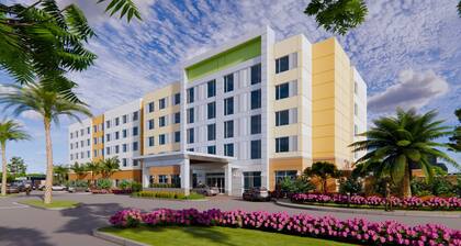 Green Grove Hotel