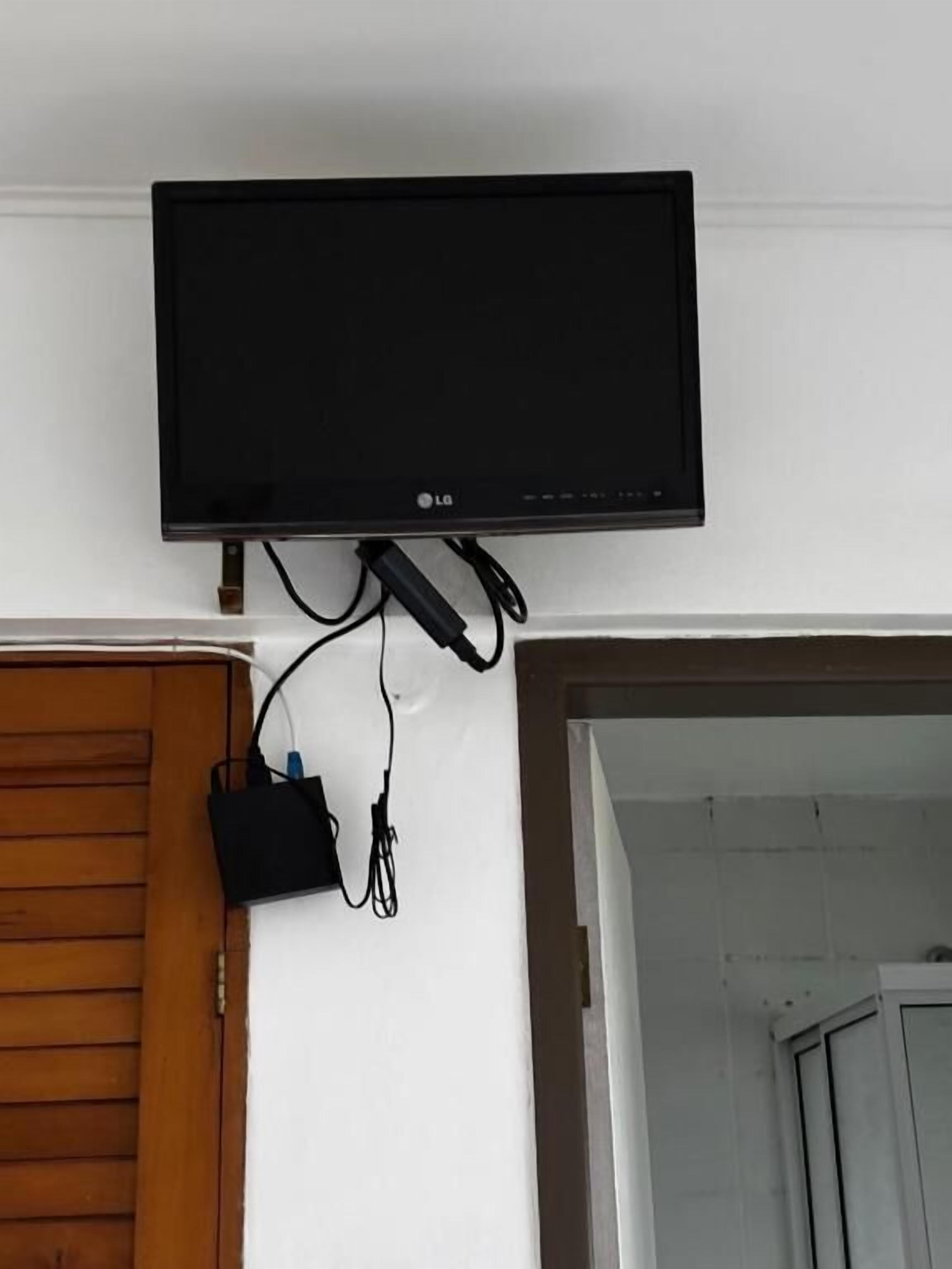 Habitación doble | Televisión