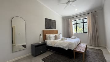 2 slaapkamers, een strijkplank/strijkijzer, wifi, beddengoed