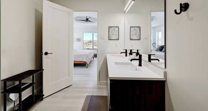 Expansive Marfa Views: 3-Bedroom, 2-Bath Home with spacious patios and views