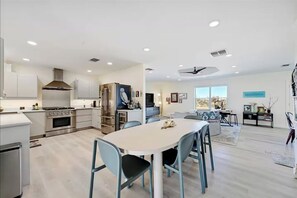 Private kitchen - Expansive Marfa Views: 3-Bedroom, 2-Bath Home with spacious patios and views (Marfa)