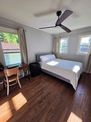 3 bedrooms, iron/ironing board, WiFi, bed sheets - 2026 FIFA WORLD CUP ATLANTA PERFECTION! Location, location, location! WELCOME! (Atlanta)