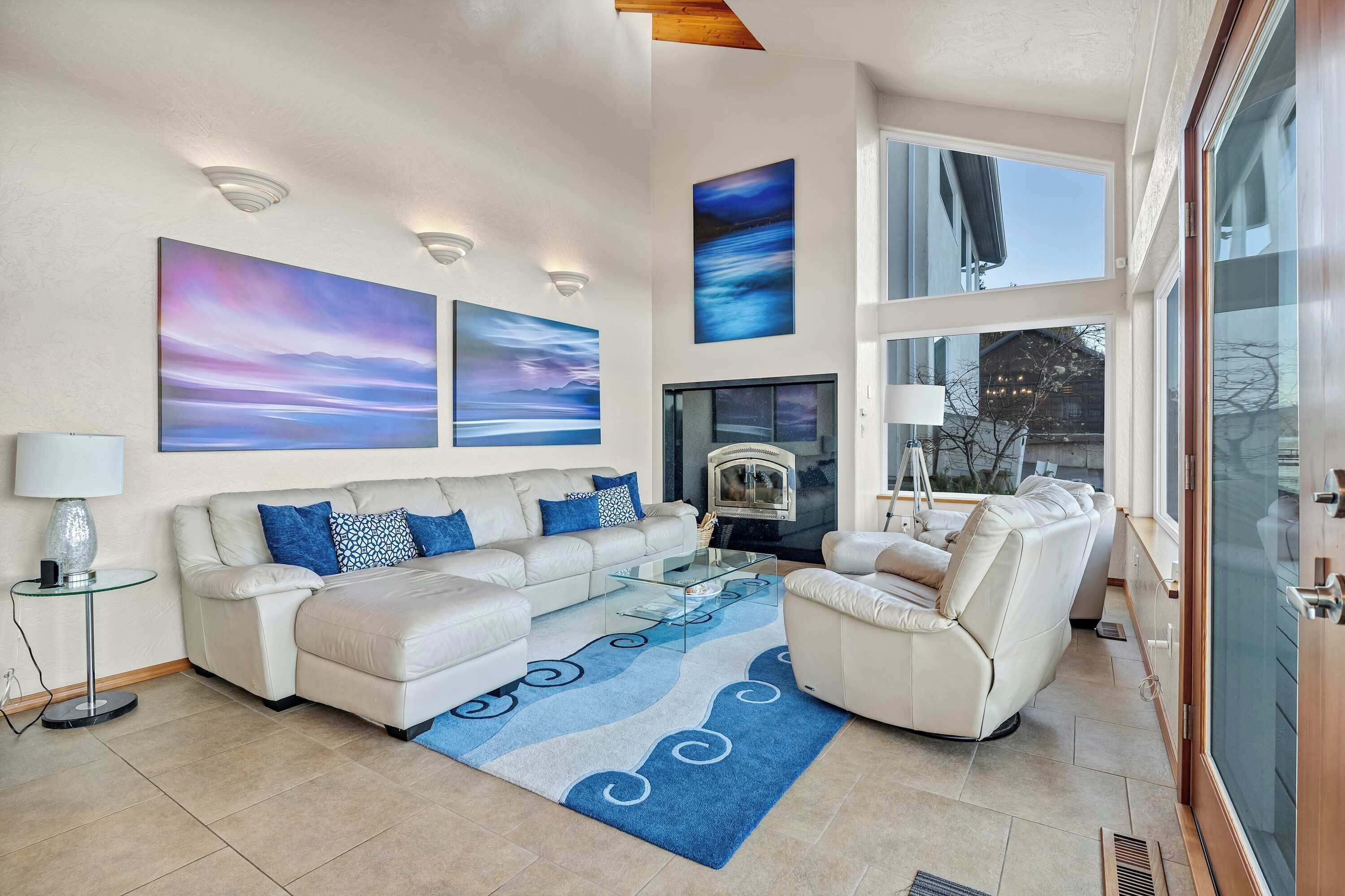 TV, fireplace, video games, DVD player