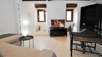 House | 1 bedroom