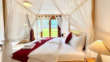 3 Schlafzimmer, Schreibtisch, Reisekinderbett, kostenloses WLAN