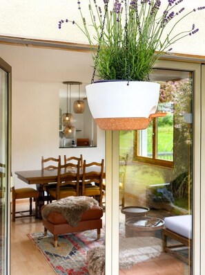 Dining - Waterfall 3BR Garden Apt near Interlaken • AC by SwissDreamLiving (Meiringen)