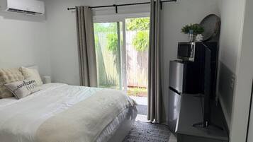 1 camera, Wi-Fi, lenzuola
