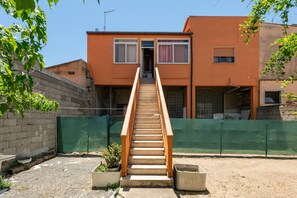 Exterior - Domus Mario – Spacious Apartment in the Heart of Sant’Antioco (Sant'Antioco)