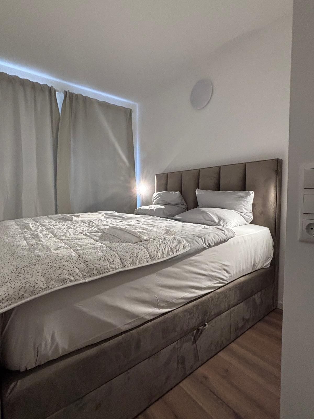 2 chambres, Wi-Fi, literie fournie