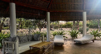 Lovely 5-bedroom cottage in Mambrui perfect for your getaway