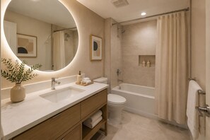 デラックス ルーム | バスルーム | バスアメニティ (無料)、ヘアドライヤー、タオル、石鹸