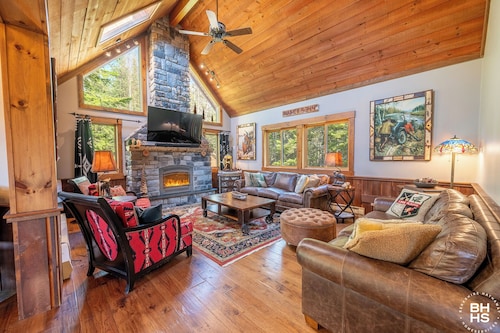 6-bedroom house in marvelous Lake Placid with cool AC