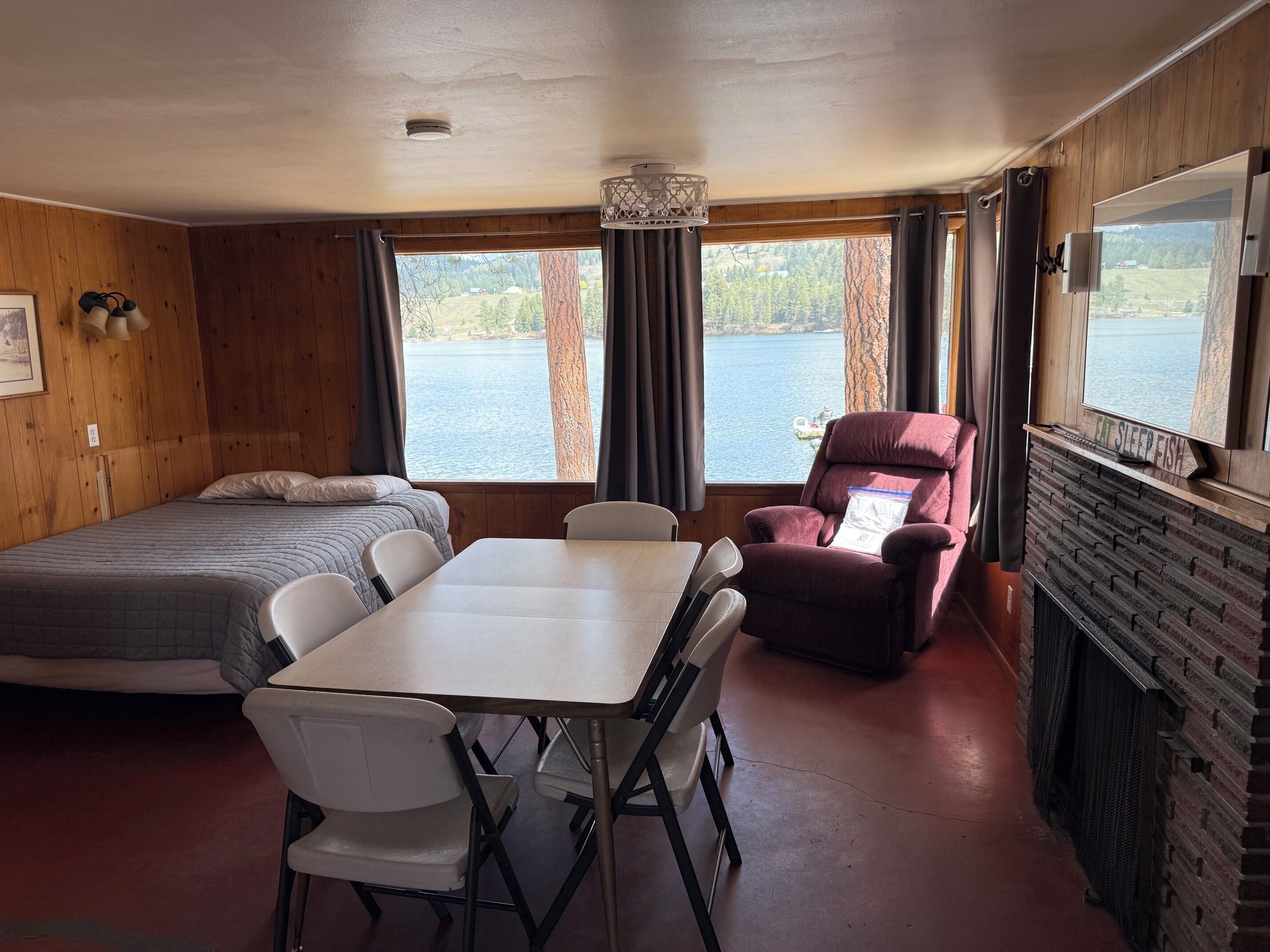 2 quartos, Wi-Fi de cortesia, roupa de cama