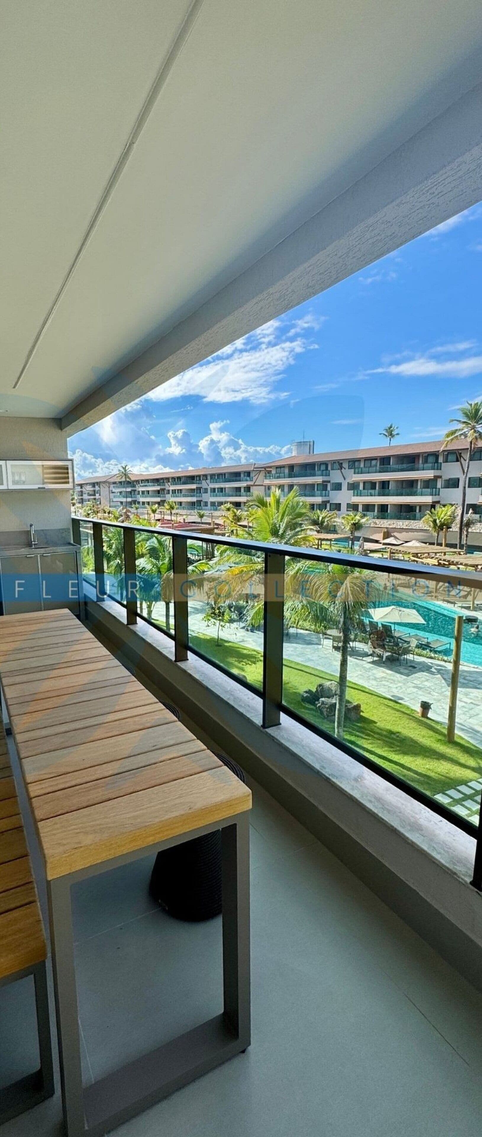 Apartamento superluxo | Opções para refeição ao ar livre