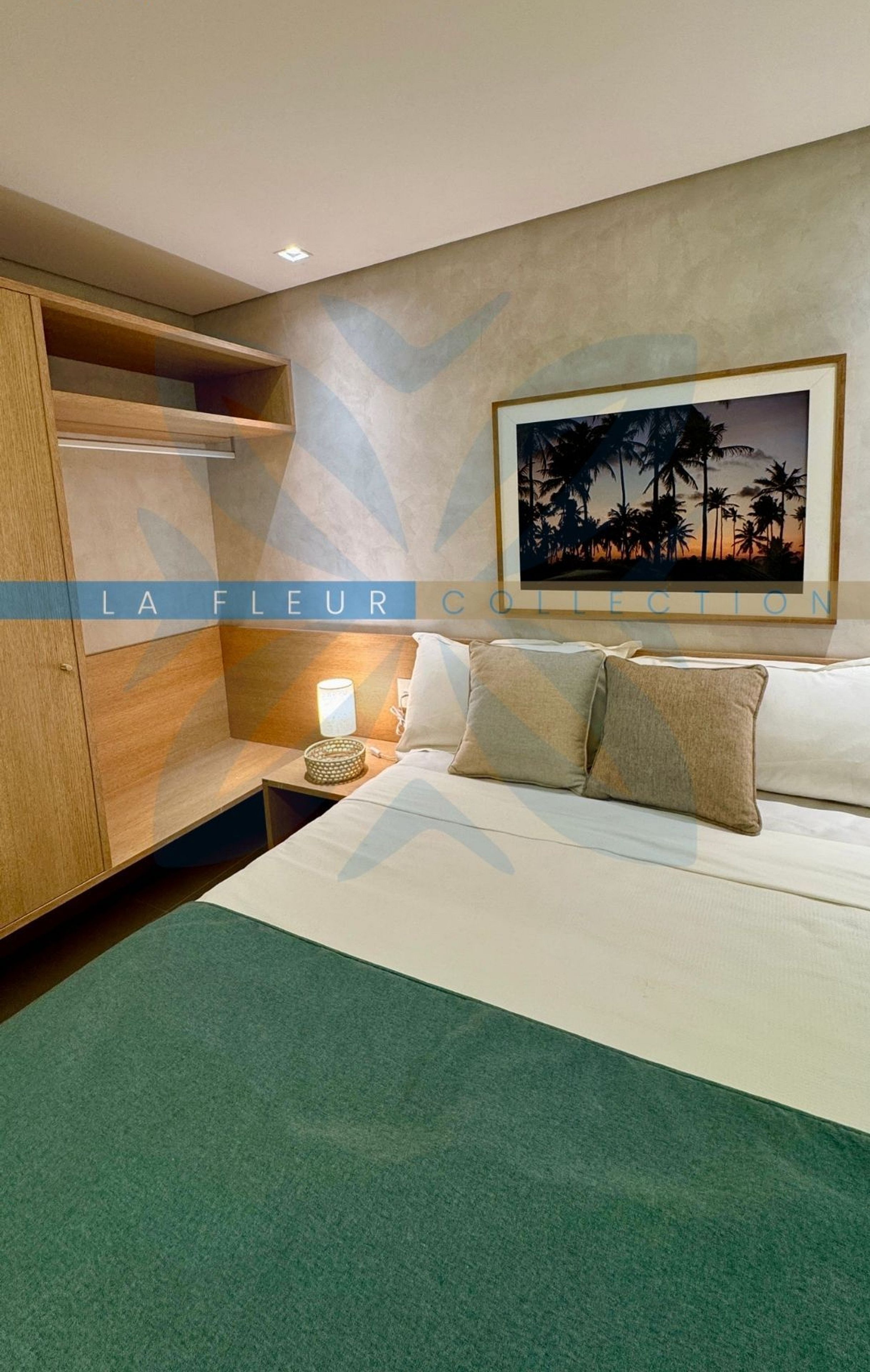 Premium bedding, pillowtop beds, minibar, in-room safe